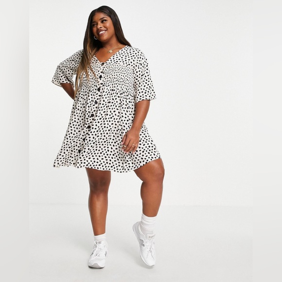 ASOS design curve shirred button through mini smock dress natural animal cheetah - Picture 2 of 11